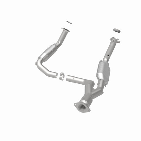 MagnaFlow Direct Fit Catalytic Converter 06-09 TB/Envoy 5.3/6.0 OEM - 49650