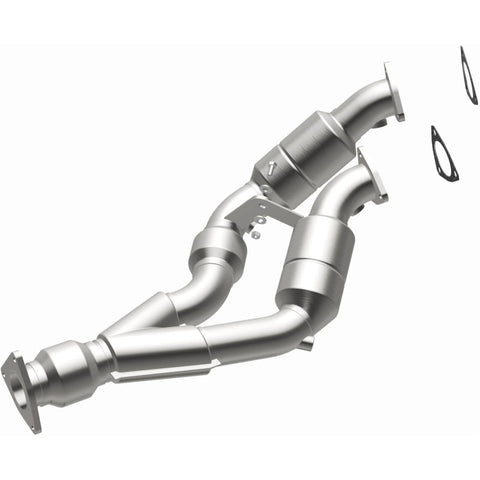 MagnaFlow Direct Fit Catalytic Converter 04-06 VW Touareg 3.2L - 51499