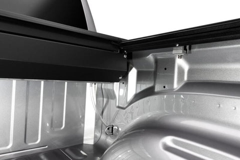 Roll-N-Lock 19-23 RAM 1500 w/o Swing Gate Tailgate SB 76.3in M-Series Retractable Tonneau Cover - LG402M