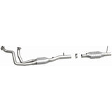 MagnaFlow Direct Fit Catalytic Converter 96 Ford F-150 4.9L I-6 - 93190