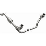 MagnaFlow Direct Fit Catalytic Converter 00-03 Dodge Durango 4.7L - 51338