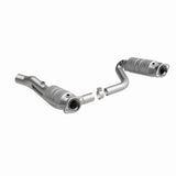 MagnaFlow Direct Fit Catalytic Converter RAIDER- 2006 8 4.7L OEM - 49463