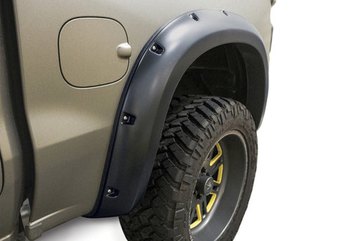 Lund 19-22 GM Silverado RX-Rivet Smooth Elite Series Fender Flares w/Black Bolts - Black 2pc Rear - RX130SB