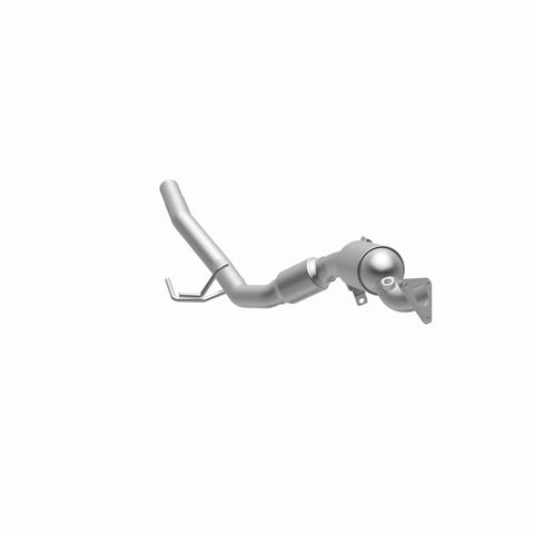 MagnaFlow Direct Fit Catalytic Converter 11-15 Volkswagen Touareg V6 3.6 OEM Underbody - 52411