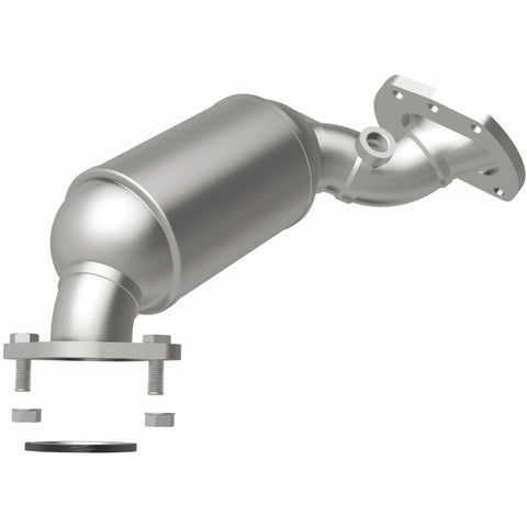 MagnaFlow 17-20 Toyota Sienna / 16-19 Lexus RX350 V6 3.5L Direct Fit Manifold Catalytic Converter - 22-009