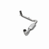 MagnaFlow Direct Fit Catalytic Converter 97-98 Ford Trucks 5.4L - 447129
