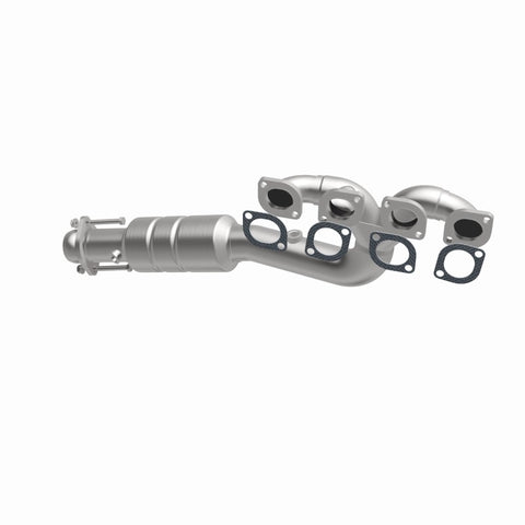 MagnaFlow Direct Fit Catalytic Converter 02-03 BMW 745i 4.4L D/S - 24192
