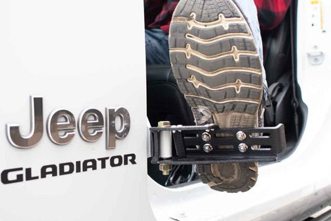 Fishbone Offroad 2007+ Jeep Wrangler/Gladiator Steel - Black Foot Peg Set - FB21268
