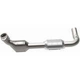MagnaFlow Direct Fit Catalytic Converter 00-04 Ford E150 4.6L Driver Side - 458001