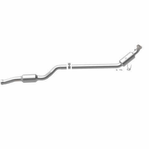 MagnaFlow Direct Fit Catalytic Converter 13-14 Mercedes-Benz GLK350 3.5L - 5561441
