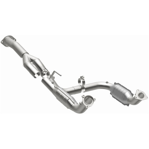MagnaFlow Conv Direct Fit 11-16 Chevrolet Silverado 2500HD/3500HD / GMC Sierra 2500HD/3500HD - 21-252