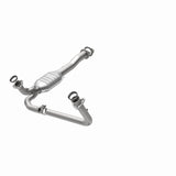 MagnaFlow Direct Fit Catalytic Converter California Grade 96-99 GM K/C 1500/2500 5.0L V8/4.3L V6 - 4451457
