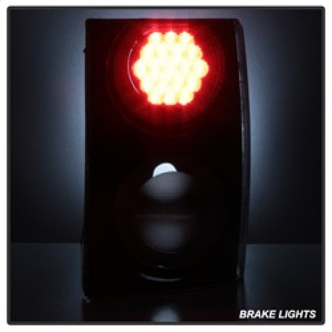 xTune Land Rover Range Rover 06-09 Euro Style Tail Lights Clear ALT-JH-LRRRS06-CL - 5075871