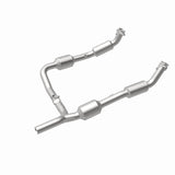 MagnaFlow Direct Fit Catalytic Converter OEM 07-08 Ford E-150 - 5582640