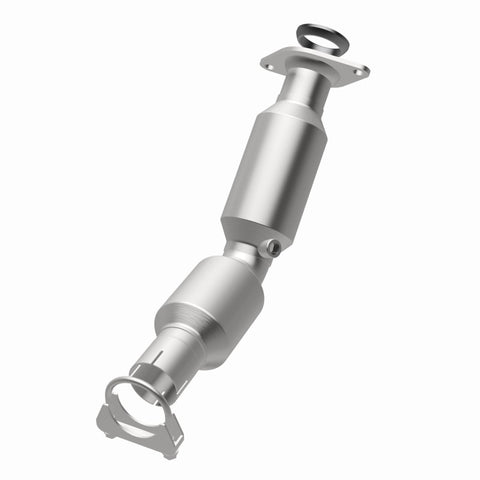 MagnaFlow Direct Fit Catalytic Converter 2010-2015 Prius L4 1.8 OEM Underbody - 52455