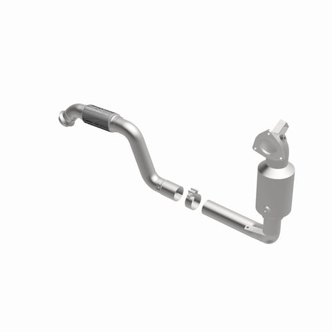 MagnaFlow Direct Fit Catalytic Converter 2014-2017 CLA250 L4 2 OEM Underbody - 21-503