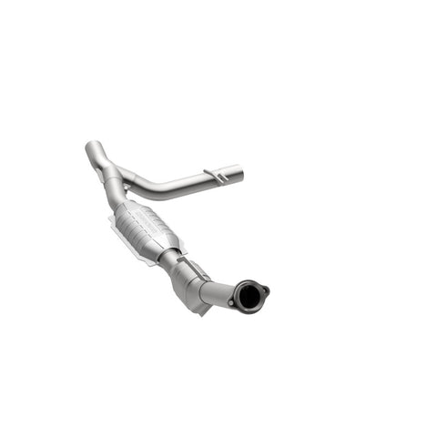 MagnaFlow Conv DF 99-00 Ford Trucks 5.4L - 447116
