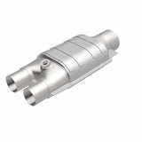 MagnaFlow Conv Univ 3inch/2inch Single/dual w/ O2 - 99047HM
