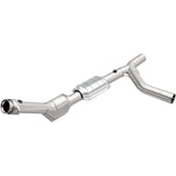 MagnaFlow Direct Fit Catalytic Converter 00-04 Ford E150 4.6L Passenger Side - 51692