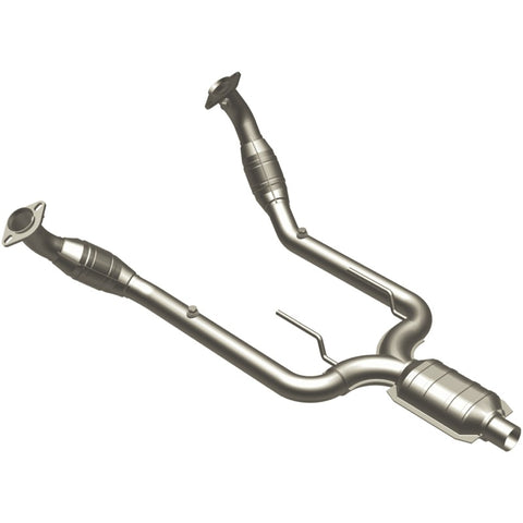 MagnaFlow Direct Fit Catalytic Converter Thunderbird-Cougar 95-96 - 23343