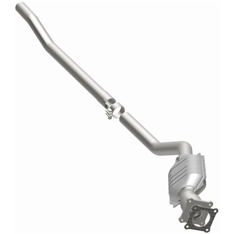 MagnaFlow Direct Fit Catalytic Converter 01-03 Caravan/Voyager 3.3L - 51155