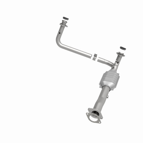 MagnaFlow Converter Direct Fit California Grade 96-99 GM K/C 1500/2500 5.0L V8/4.3L V6 - 4451457