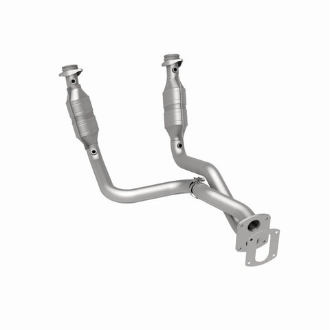 MagnaFlow Direct Fit Catalytic Converter 05-07 Ford F250/F350 5.4L - 49911