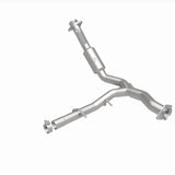 MagnaFlow Direct Fit Catalytic Converter 15-17 Ford Expedition V6 3.5 OEM Underbody - 21-528