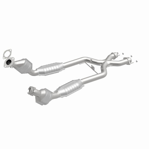 MagnaFlow Direct Fit Catalytic Converter 96-98 4.6L *California* - 441112
