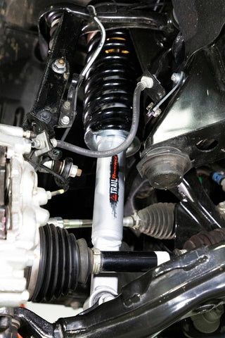 Belltech Trail Performance Lifting Strut 16-20 Toyota Tacoma 4WD 4-6IN - Front - 28015