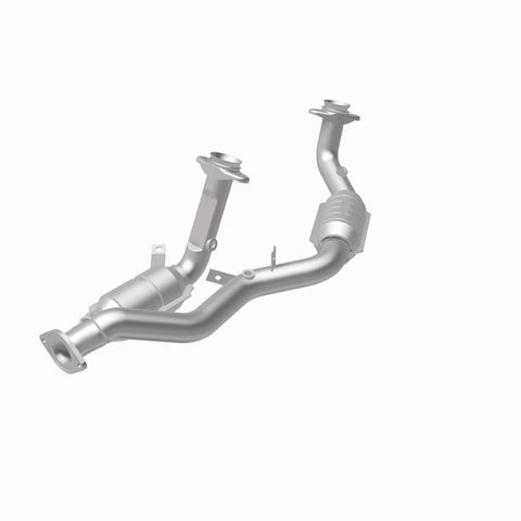 MagnaFlow Conv DF 96-99 Ford Taurus3.0L 50S - 444033