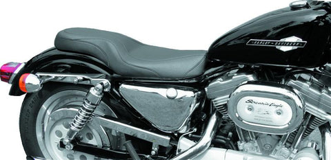 Mustang 82-03 Harley Sportster DayTripper 1PC Seat - Black - 76397