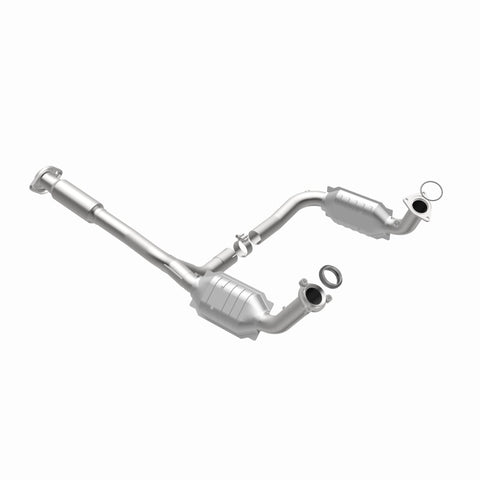 MagnaFlow Direct Fit Catalytic Converter 05-06 GMC Envoy XL Denali - 49886