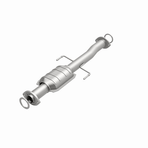 MagnaFlow Direct Fit Catalytic Converter 02-03 Toyota Tacoma 2.4L - 23757