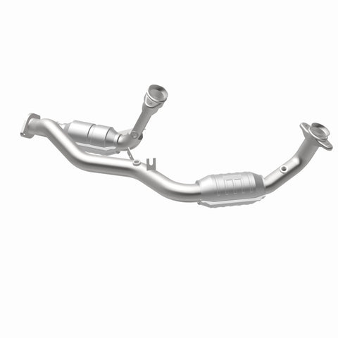 MagnaFlow Direct Fit Catalytic Converter 96-99 Taurus 3.4L Front C - 23533