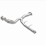 MagnaFlow Direct Fit Catalytic Converter 15-17 Ford Expedition V6 3.5 OEM Underbody - 21-528