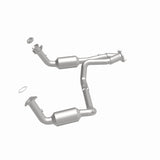 MagnaFlow Conv Direct Fit OEM 2005 GMC Sierra/Chevrolet Silverado 1500/Cadillac Escalade Underbody - 4551419