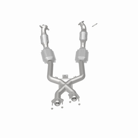 MagnaFlow Direct Fit Catalytic Converter 96-98 Ford Mustang 4.6L - 23163
