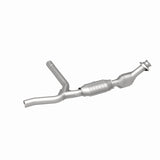 MagnaFlow Direct Fit Catalytic Converter 01 Ford F-150 4.2L - 51301