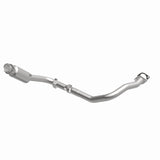 MagnaFlow Direct Fit Catalytic Converter 10-13 Land Rover LR4 V8 5.0L OEM Underbody - 21-532