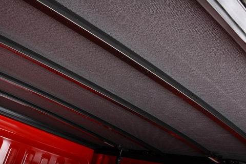 Lund 07-17 Toyota Tundra (5.5ft. Bed) Genesis Elite Tri-Fold Tonneau Cover - Black - 958120