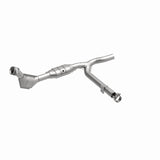 MagnaFlow Direct Fit Catalytic Converter 99-00 Ford F-150 4.6L - 447138