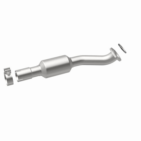 MagnaFlow Direct Fit Catalytic Converter 09-12 Toyota RAV4 2.5 3.5 Underbody - 52544