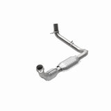 MagnaFlow Direct Fit Catalytic Converter 97-98 Ford Trucks 5.4L - 447129