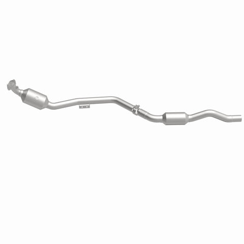 MagnaFlow Conv Direct Fit OEM 2007 Mercedes-Benz E350 Underbody - 69.125in Length - 5411666