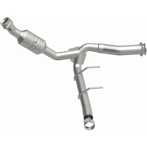 Magnaflow Conv DF 2011-2014 F-150 5.0L Underbody - 52139