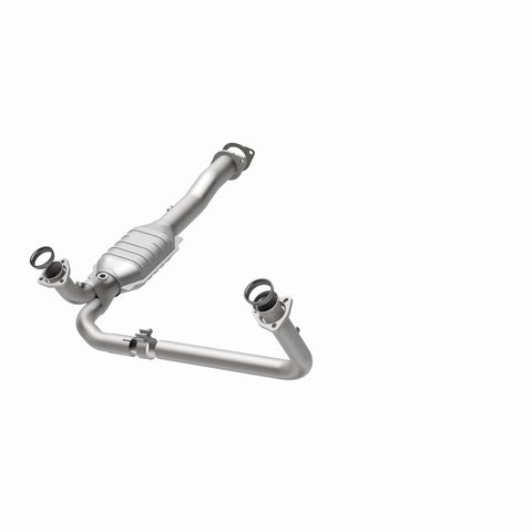 MagnaFlow Direct Fit Catalytic Converter California Grade 96-99 GM K/C 1500/2500 5.0L V8/4.3L V6 - 4451457