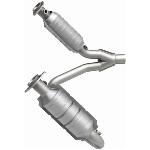 MagnaFlow Direct Fit Catalytic Conv 05-06 Dodge Dakota/2006 Mitsubishi Raider 3.7L Y-Pipe Assembly - 49462