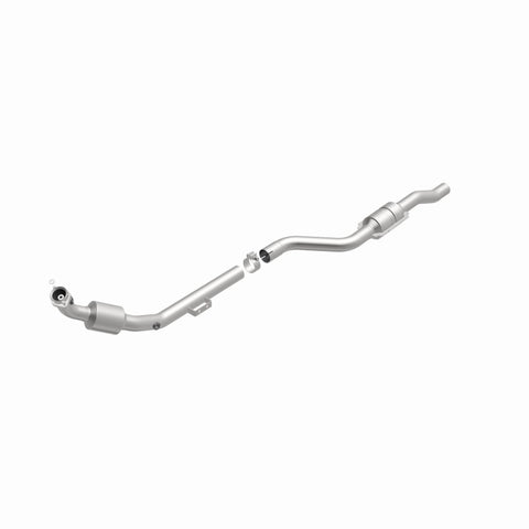 MagnaFlow Direct Fit Catalytic Converter 98-03 Mercedes E320 3.2L - 51706