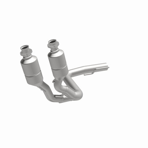 MagnaFlow Direct Fit Catalytic Converter 99-04 Jeep Grand Cherokee 4.0L Front - 24507